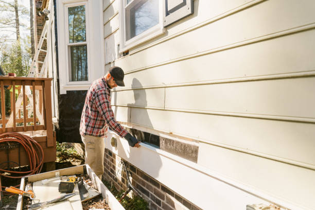 Top rated local Storm Damage Siding Repair specialists in Larkspur, CO
